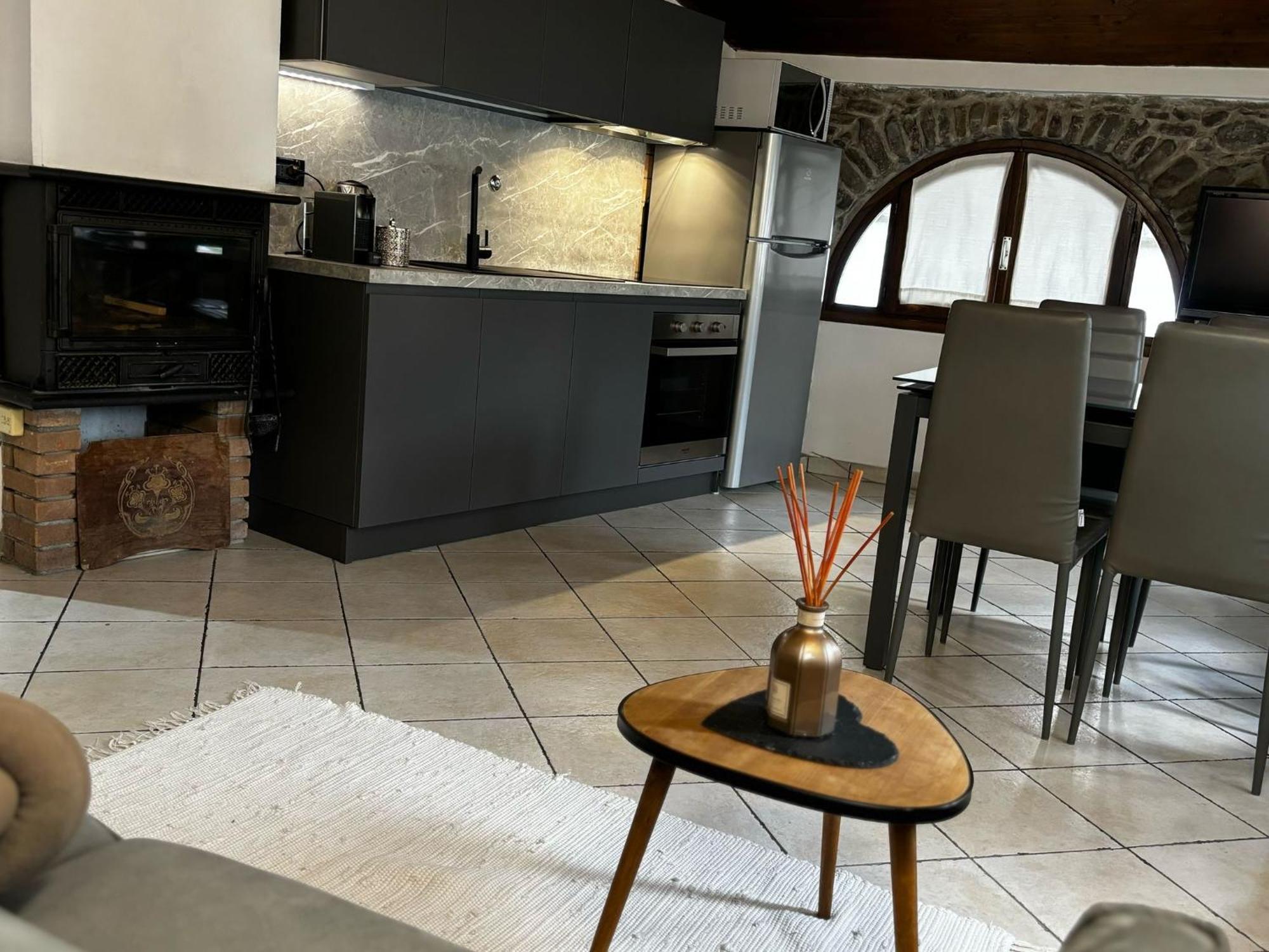 Casa Ale Apartment Dolceacqua Exterior photo